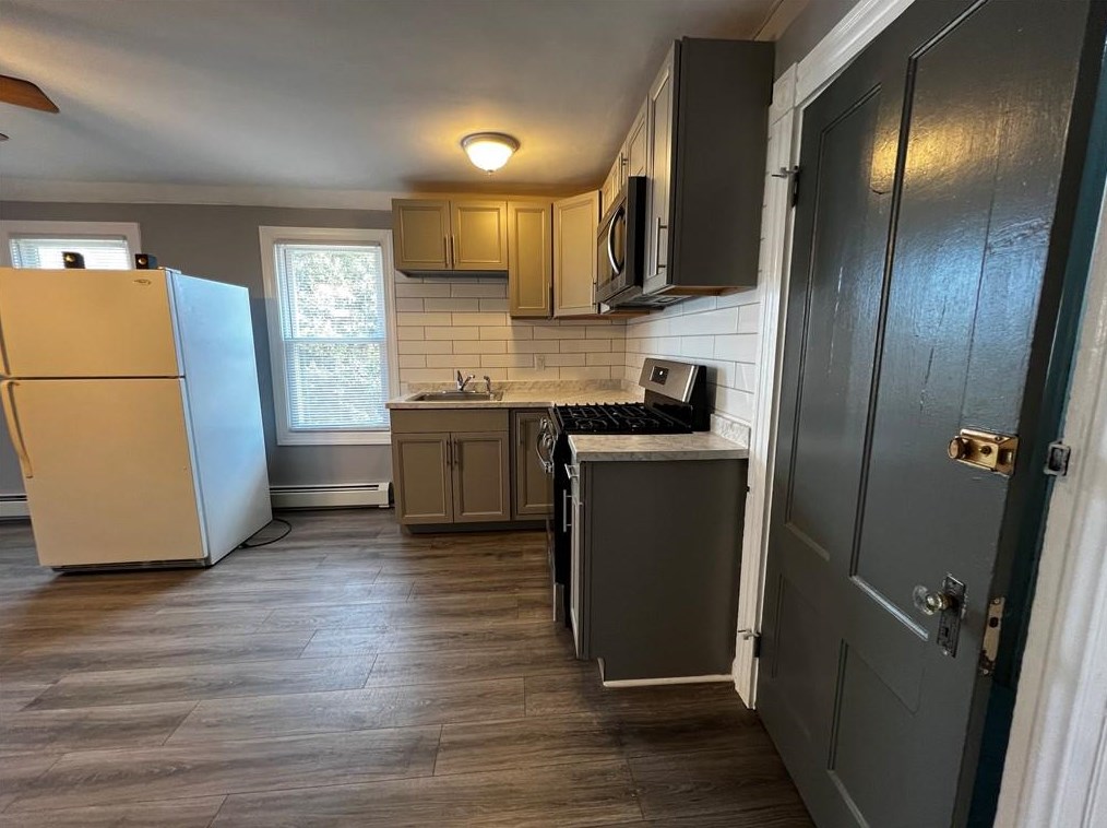 68 Prospect St, Lincoln, RI 02838
