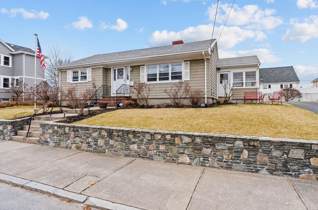 50 Messina St, Providence, RI 02908