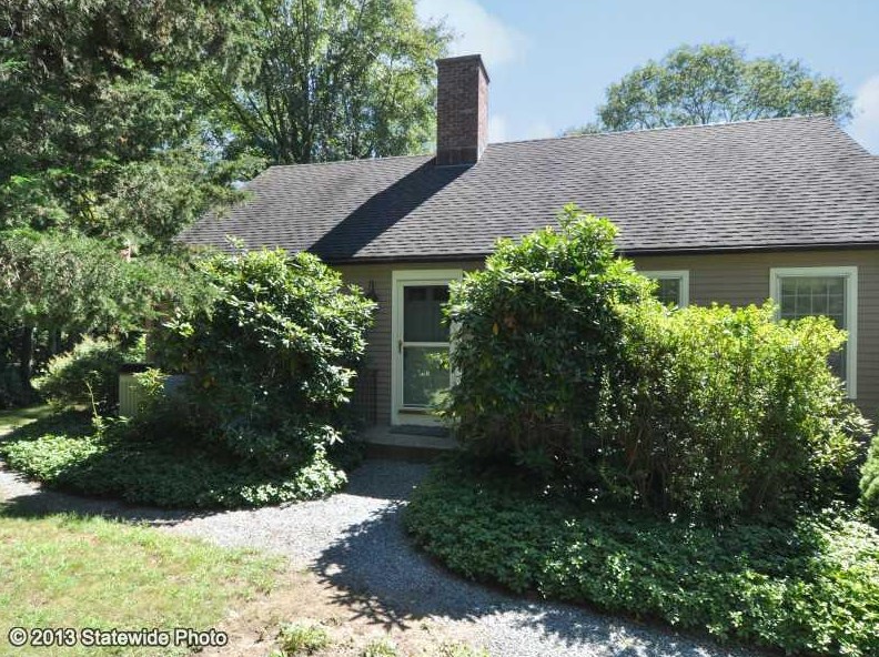 1191 N Main Rd, Jamestown, RI 02835