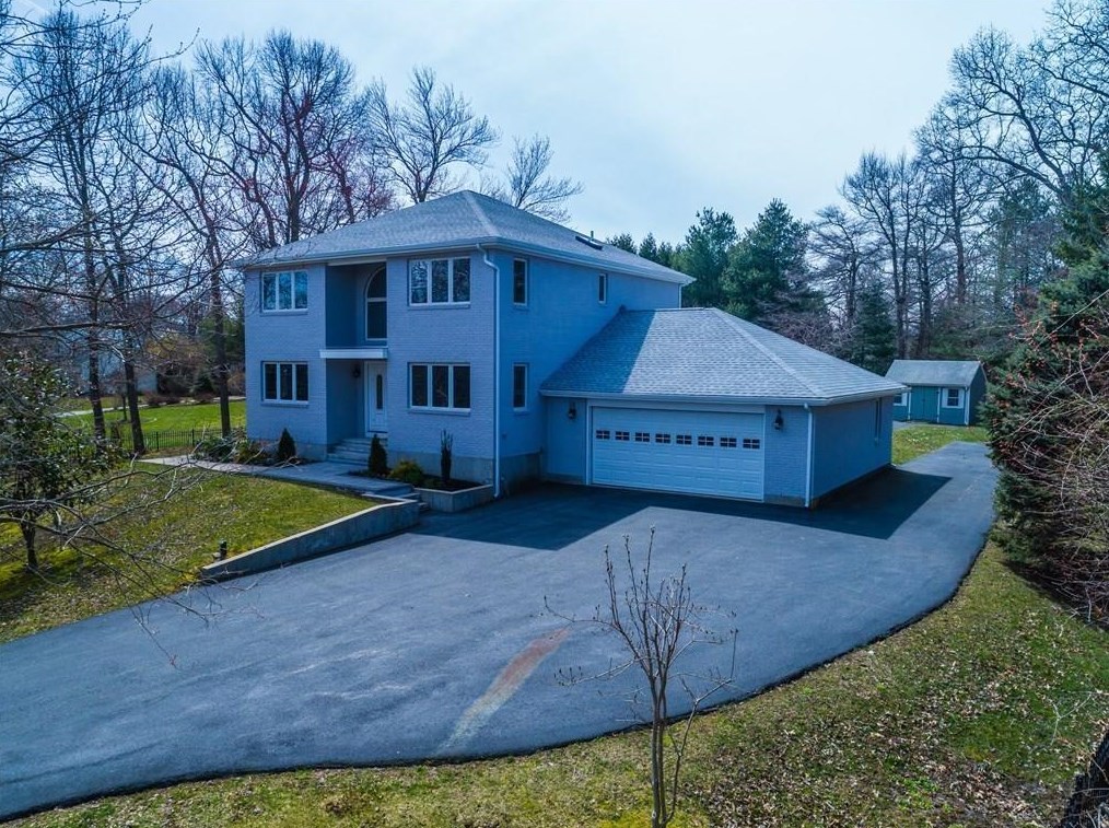 25 Wapping Rd, Portsmouth, RI 02871