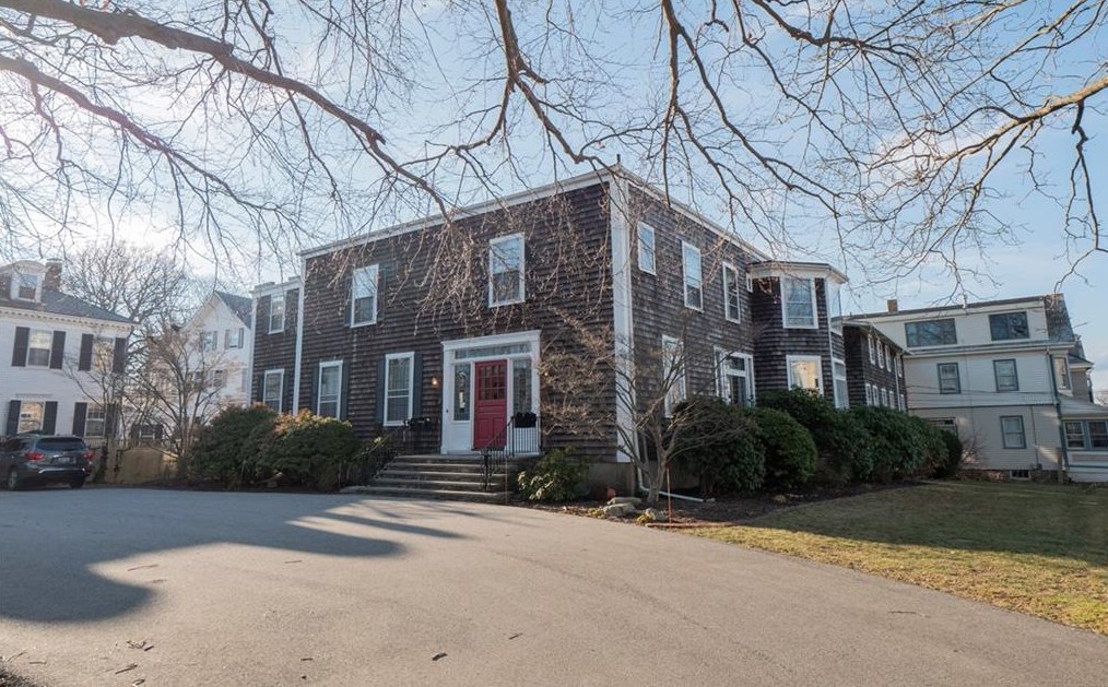 36 Kay St #5, Middletown, RI 02840