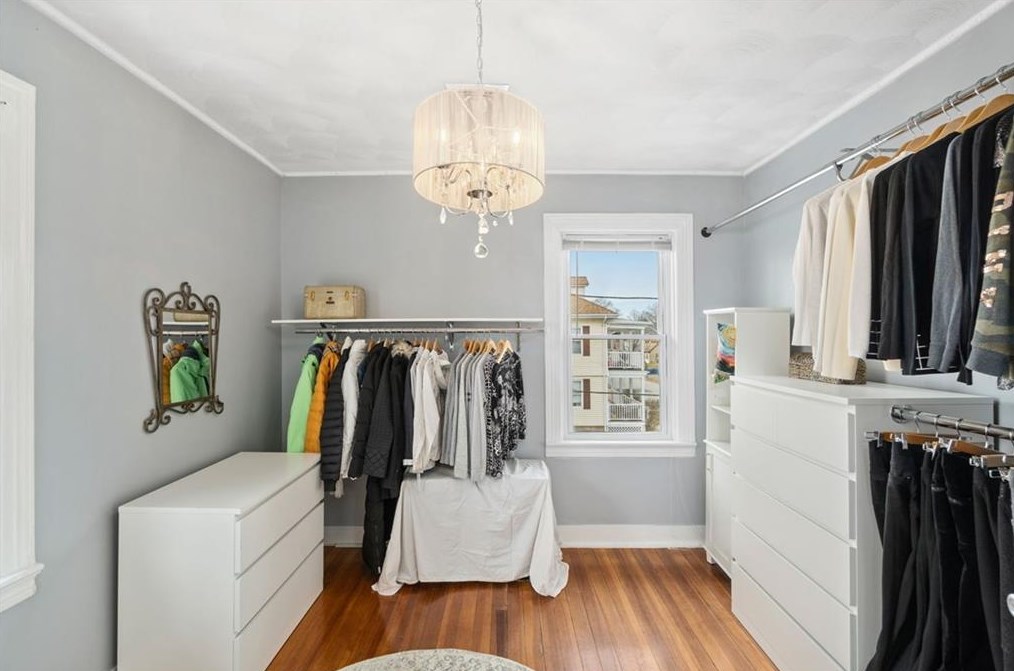 88 Chestnut Ave, Cranston RI  02910-4627 exterior