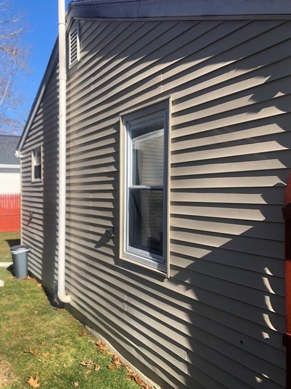 59 Arizona St, Coventry, RI 02816