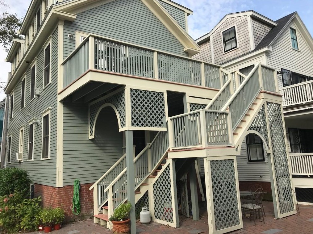 48 Elm St #1, Middletown, RI 02840