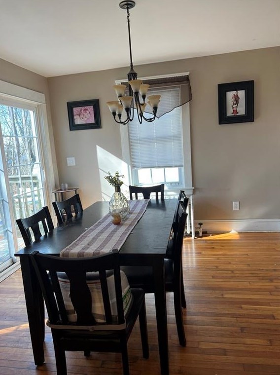 49 Dewey Ave, Tiverton, RI 02878