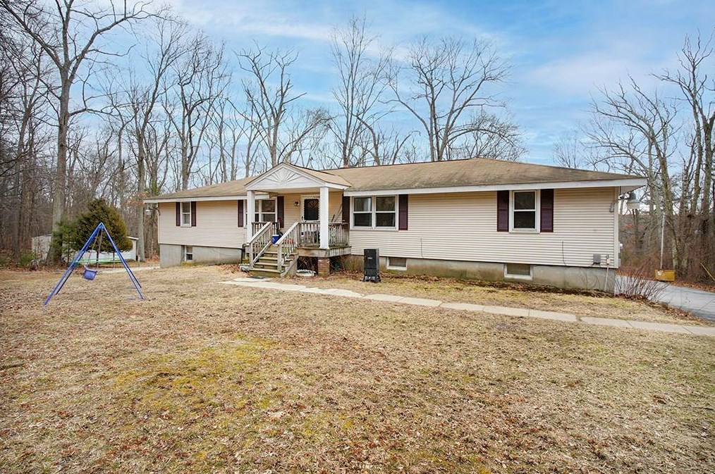 1752 Victory Hwy, Burrillville, RI 02826