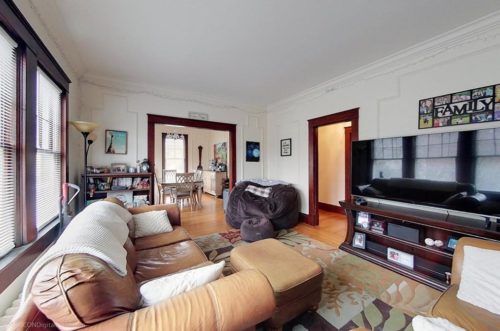 19 Ayrault St # 1, Middletown, RI
