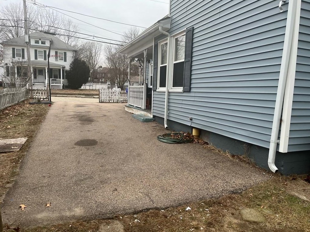 25 Eddy St, West Warwick RI  02893-3702 exterior