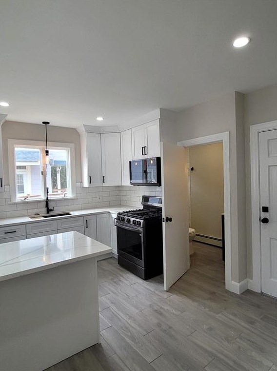 45 Cottage St, Bristol, RI 02809