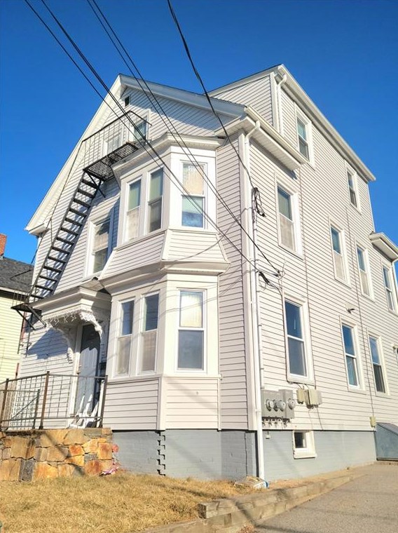 234 Garden St, Cranston, RI 02910