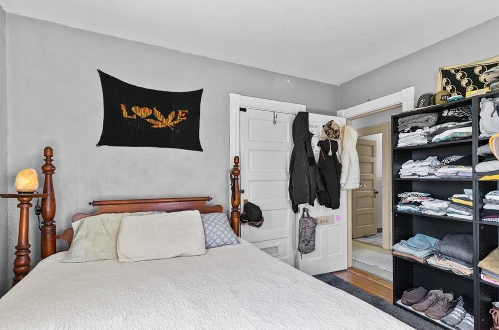 30 Mason St, West Warwick RI  02893-3049 exterior