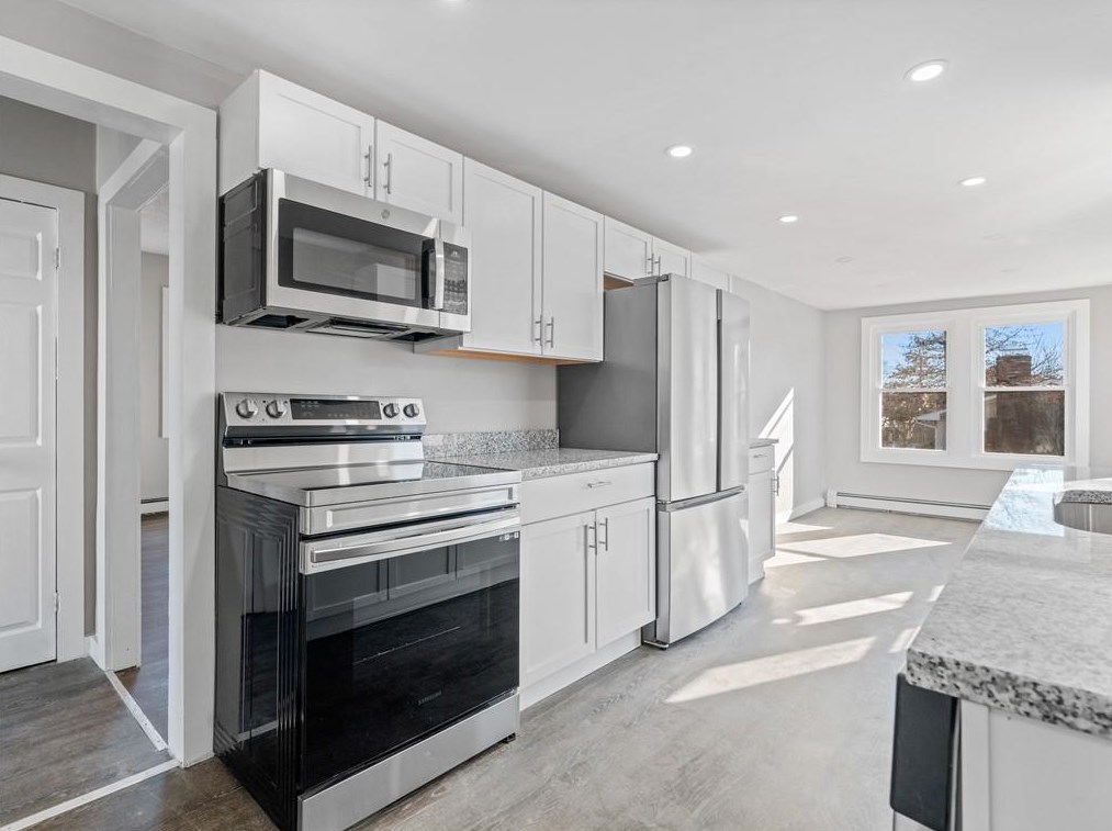 3 Argol St, Pawtucket, RI 02860