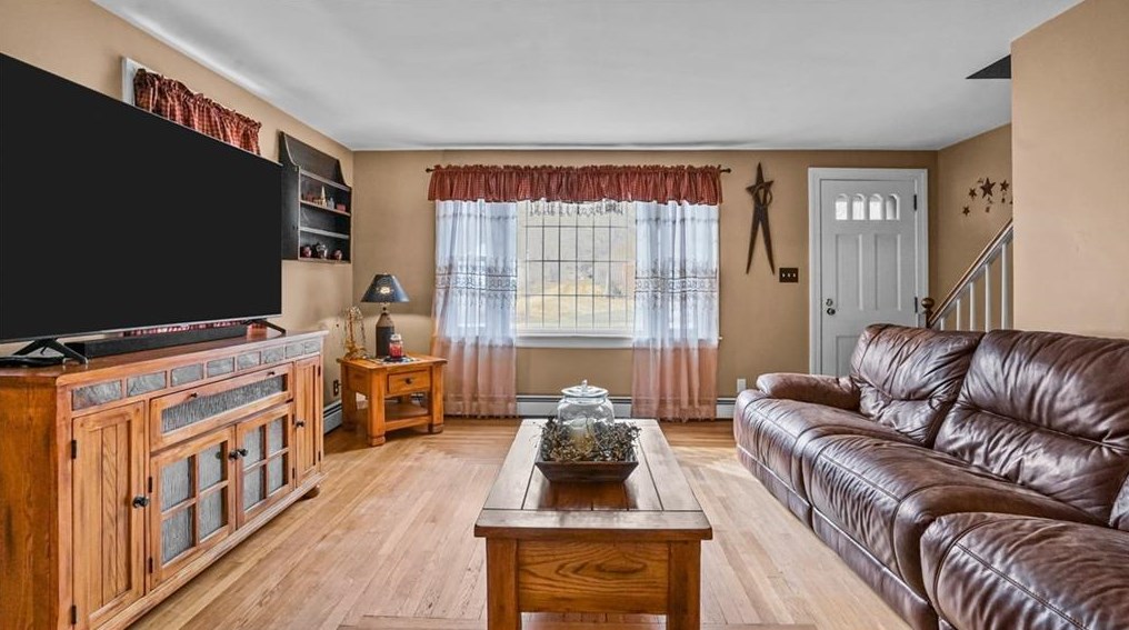 541 Wallum Lake Rd, Glocester, RI 02859