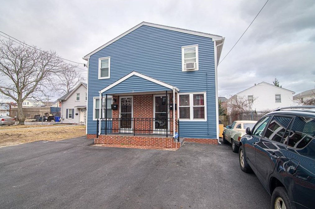 20 Plymouth St, Providence, RI 02907