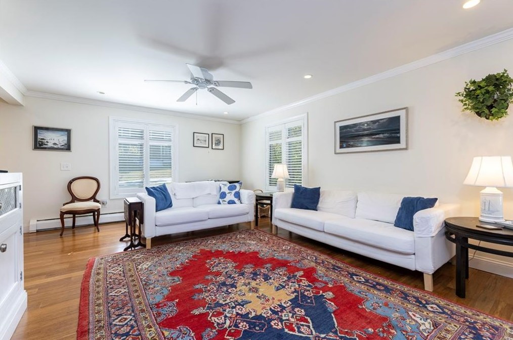 60 Cole St, Jamestown RI  02835-1326 exterior