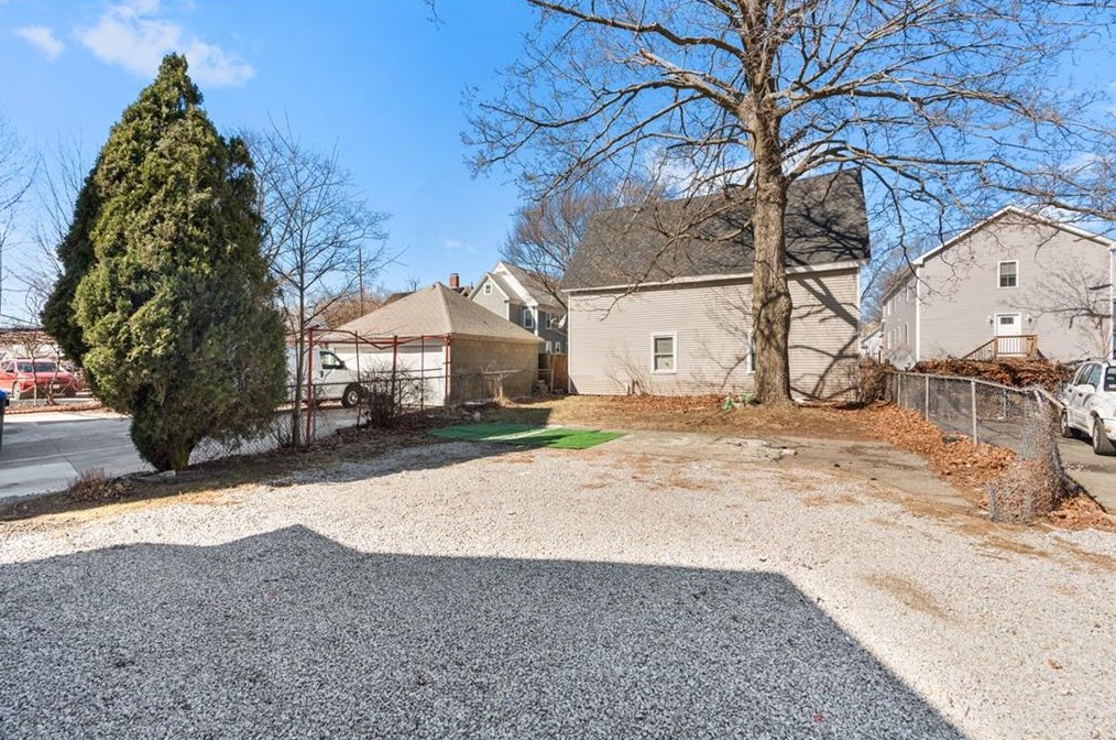 175 Montgomery Ave, Providence, RI 02905