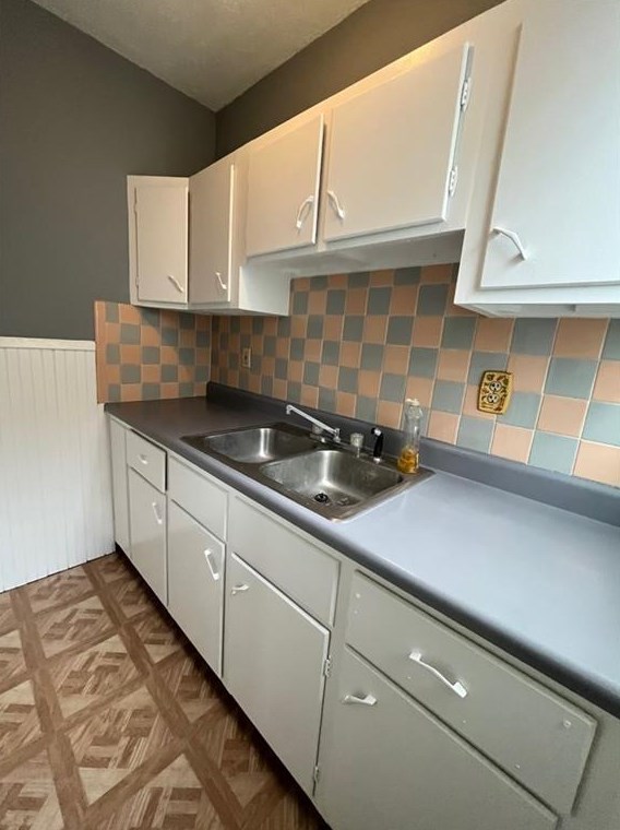 11 Roma St, Bristol RI  02809-3428 exterior