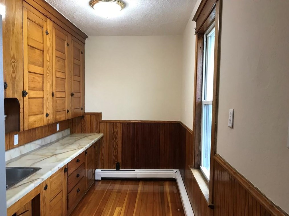 525 Wood Ave, Woonsocket, RI 02895