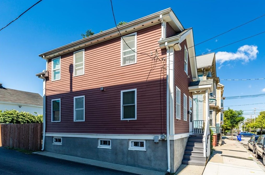 319 Plain St, Providence, RI 02905