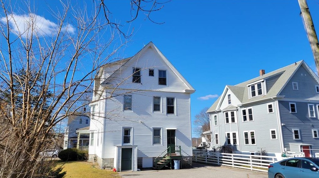 14 George St #3, Westerly, RI 02891