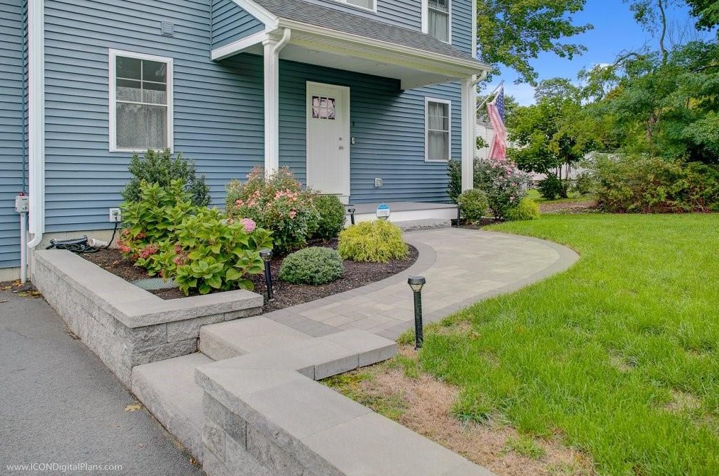 3 Rego Ave, Bristol, RI 02809-3809
