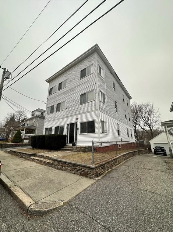 163 Bernice Ave, Woonsocket, RI 02895