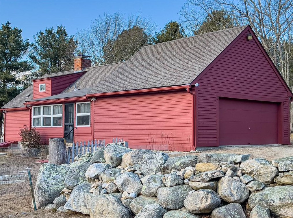 58 Mount Hygeia Rd, Scituate, RI 02825 exterior