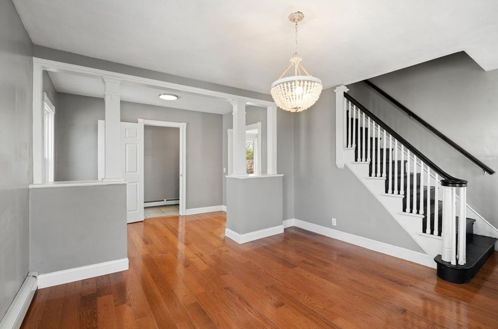 32 Potter Ave, West Warwick RI  02893-4611 exterior