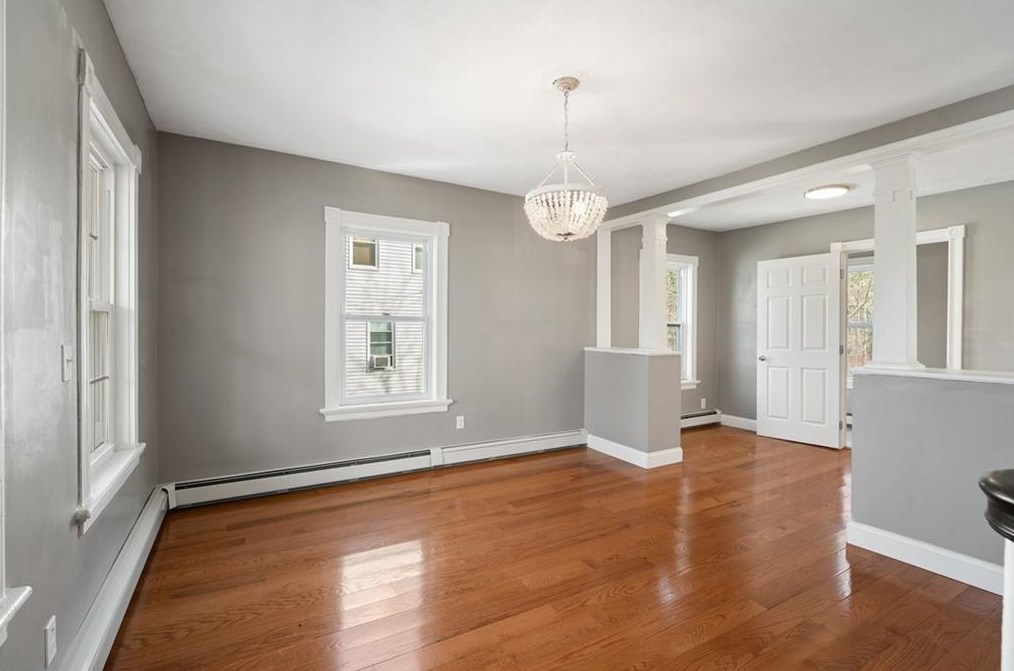 32 Potter Ave, West Warwick RI  02893-4611 exterior