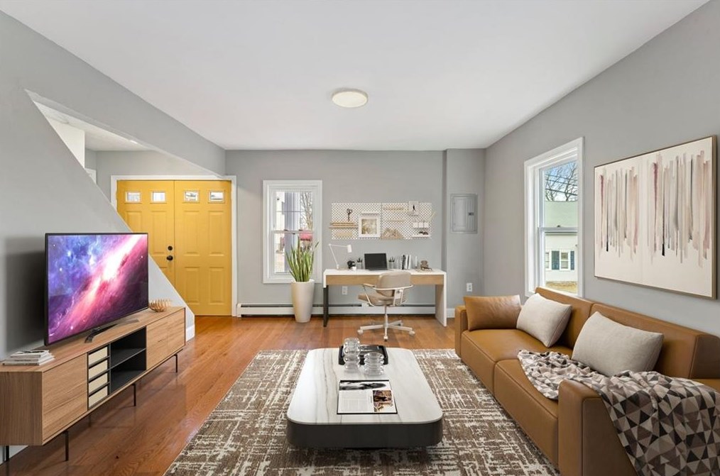 32 Potter Ave, West Warwick RI  02893-4611 exterior