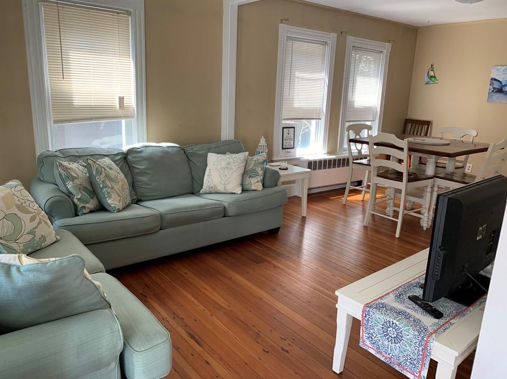 46 William St #1, Middletown, RI 02840
