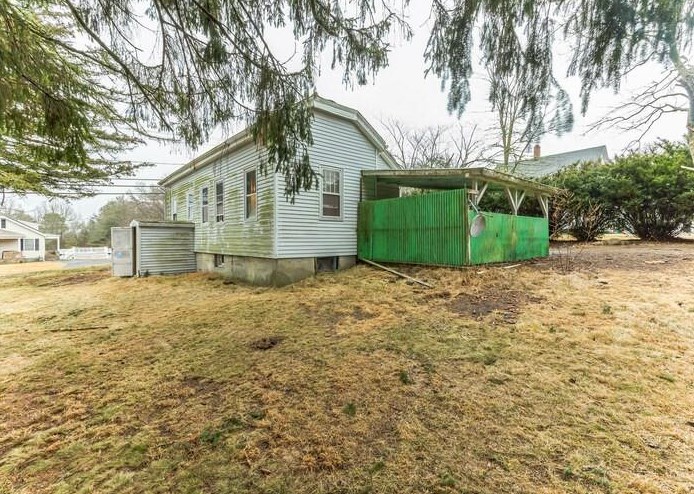 91 Church St, Westerly, RI 02808