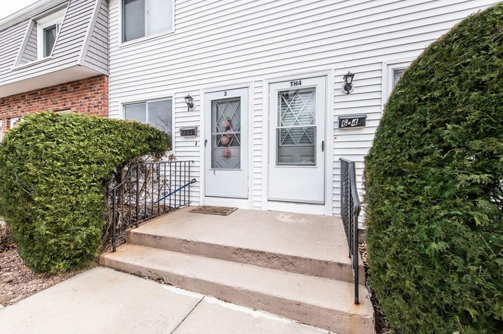 300 Smithfield Rd #th4, Providence, RI 02904