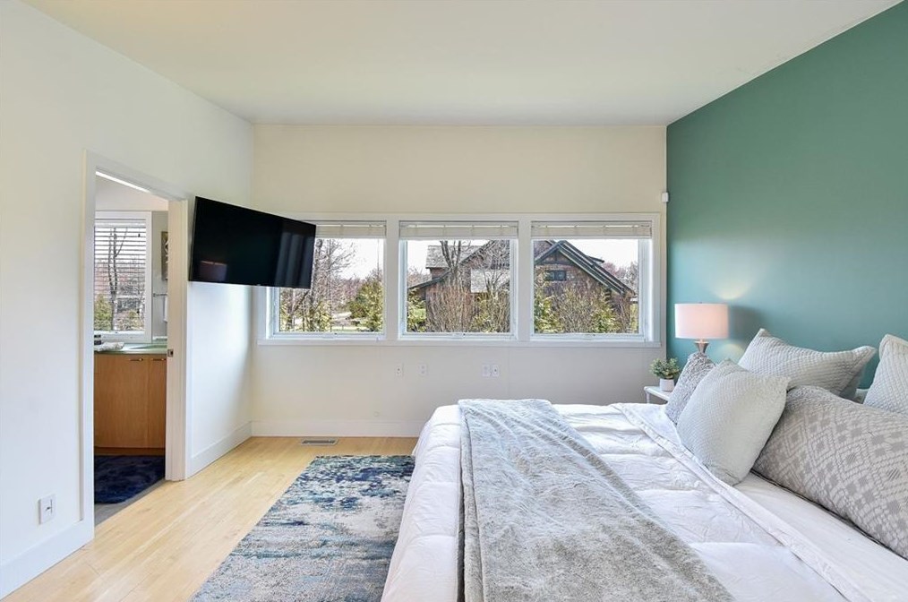 75 Blueberry Ln, Jamestown RI 02835-2901 exterior