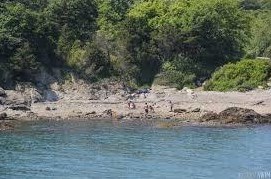 75 Blueberry Ln, Jamestown RI 02835-2901 exterior