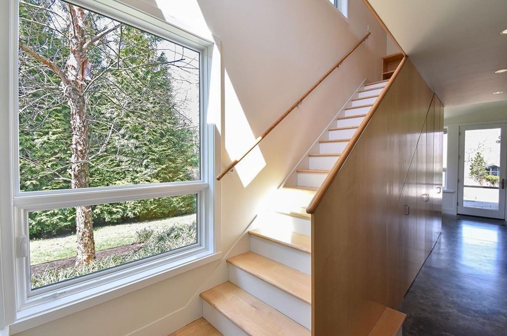 75 Blueberry Ln, Jamestown RI 02835-2901 exterior