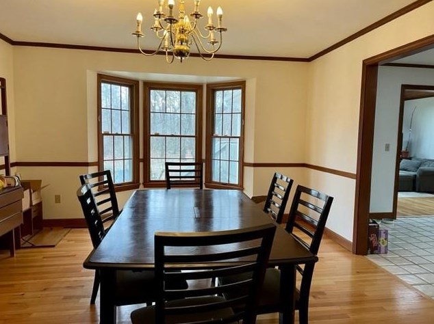 60 Kickemuit Ave, Bristol RI  02809-4404 exterior