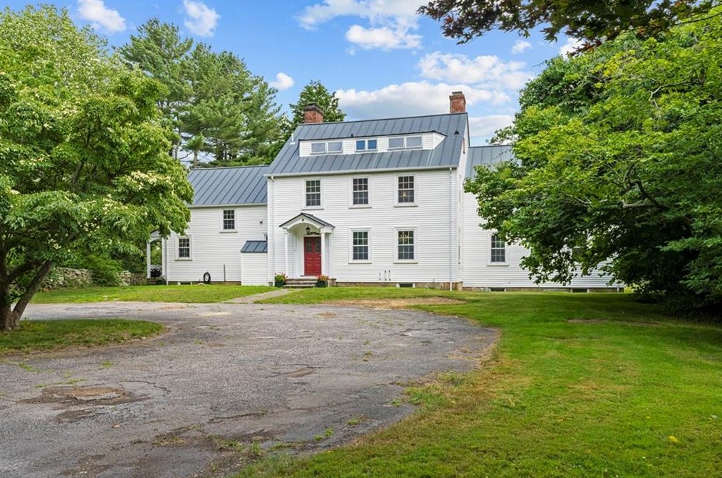 2595 Tower Hill Rd, South Kingstown, RI 02874