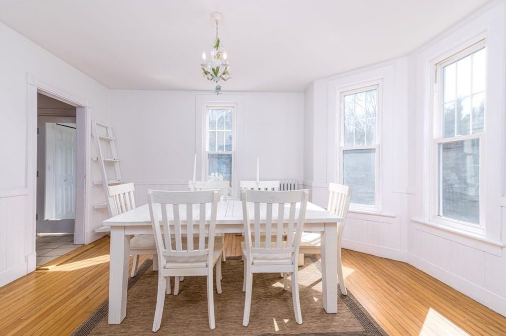 5 Columbia Ave, Jamestown RI  02835-1307 exterior