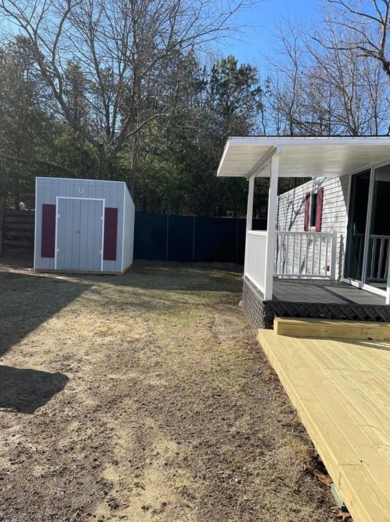 15 Krzak Rd, North Kingstown, RI 02852