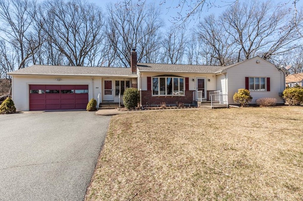 260 Beacon Ave, Woonsocket, RI 02895