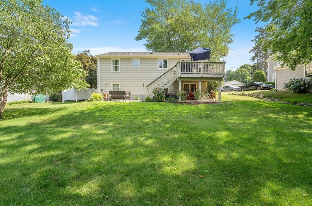 131 Progress St, Lincoln, RI 02865