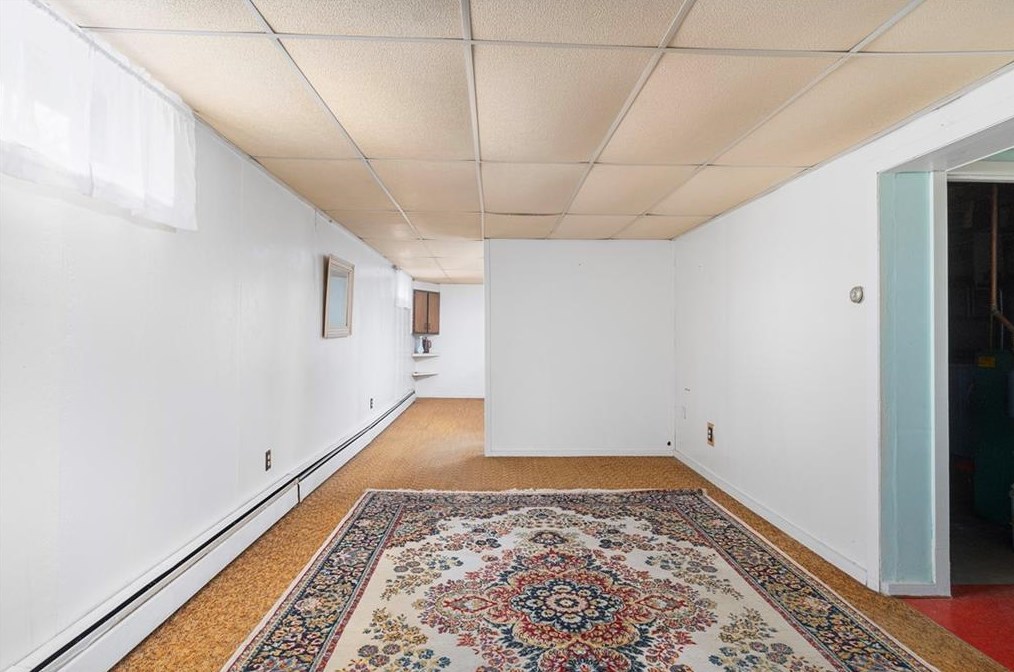 765 Willett Ave, East Providence RI  02915-2621 exterior