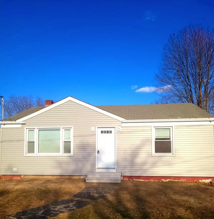 20 Fairfield Ct, Warwick, RI 02889