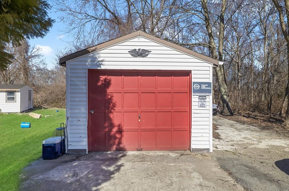 840 Eddie Dowling Hwy, North Smithfield RI  02896-8209 exterior