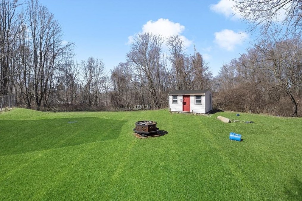840 Eddie Dowling Hwy, North Smithfield RI  02896-8209 exterior