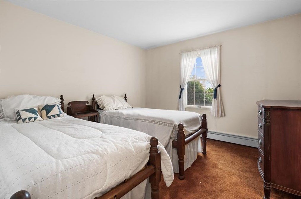 175 Woodville Alton Rd, Richmond RI  02832-2421 exterior