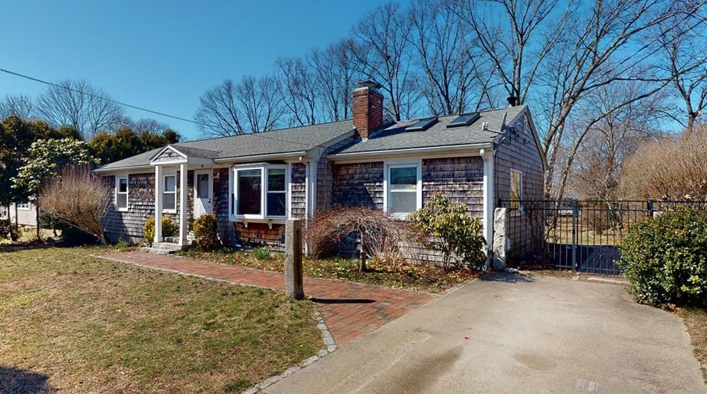 70 Pat Cir, North Kingstown, RI 02852