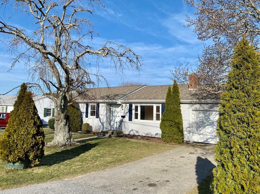 5 Balsam Ave, Middletown, RI 02842