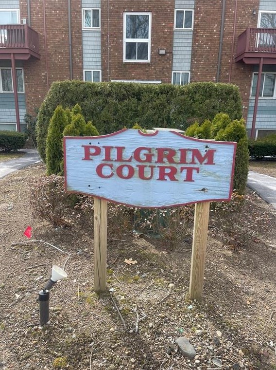 130 Pilgrim Pkwy #8, Warwick, RI 02888